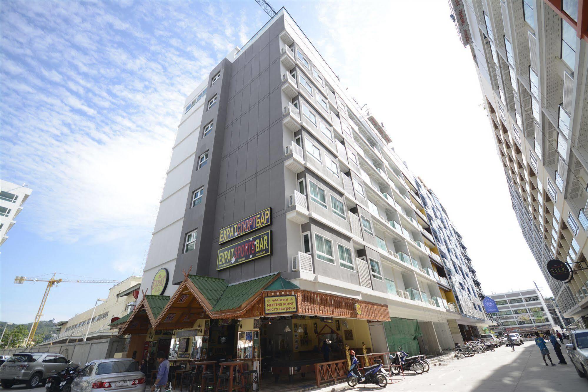 The Patong Center Hotel Extérieur photo